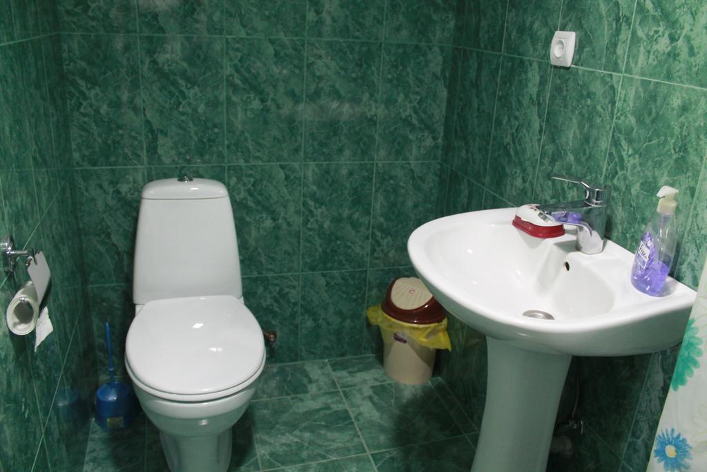 Nona Guest House Shilda Екстериор снимка